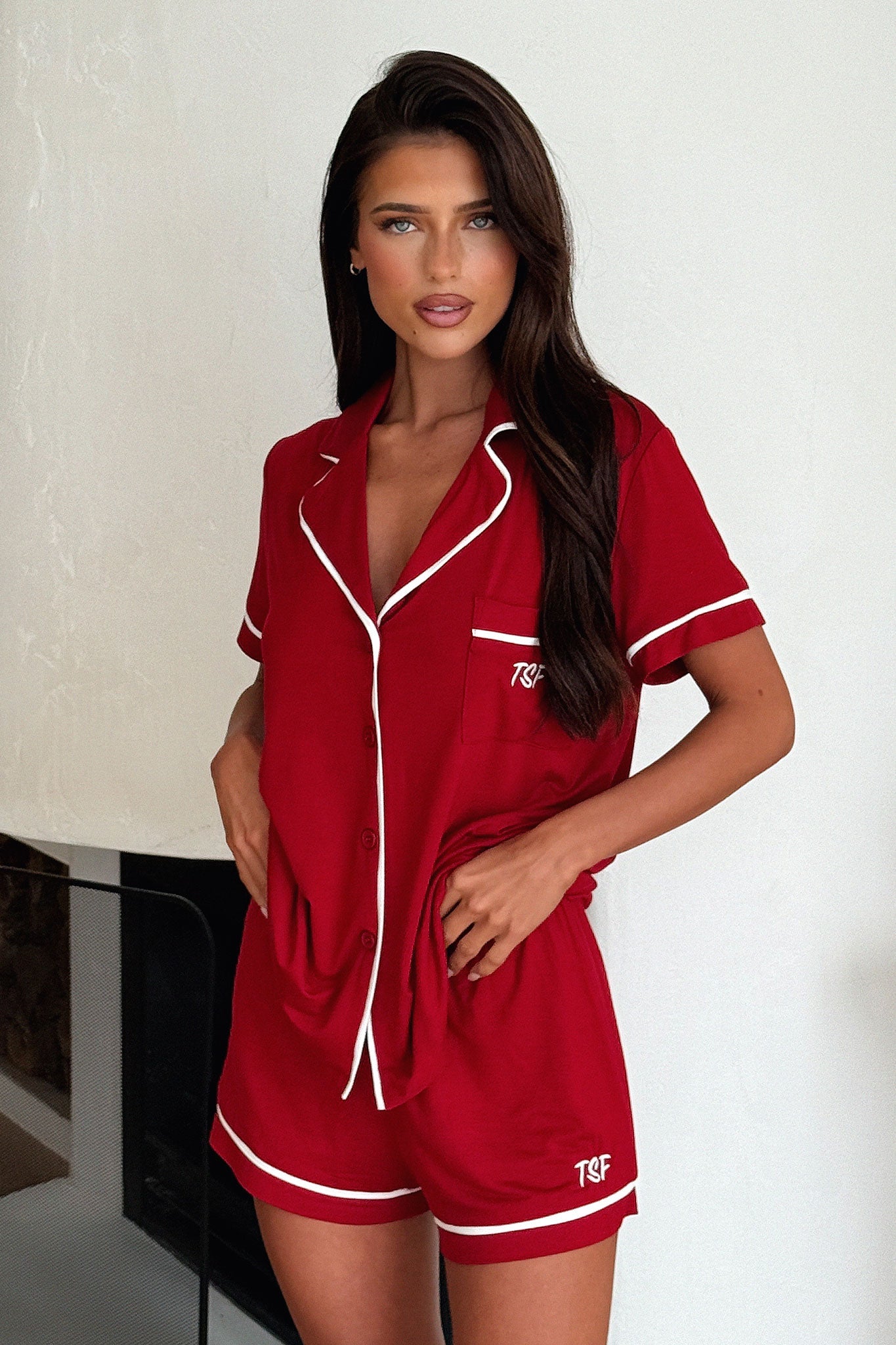 Siesta Shorts - Red-Coutiqo