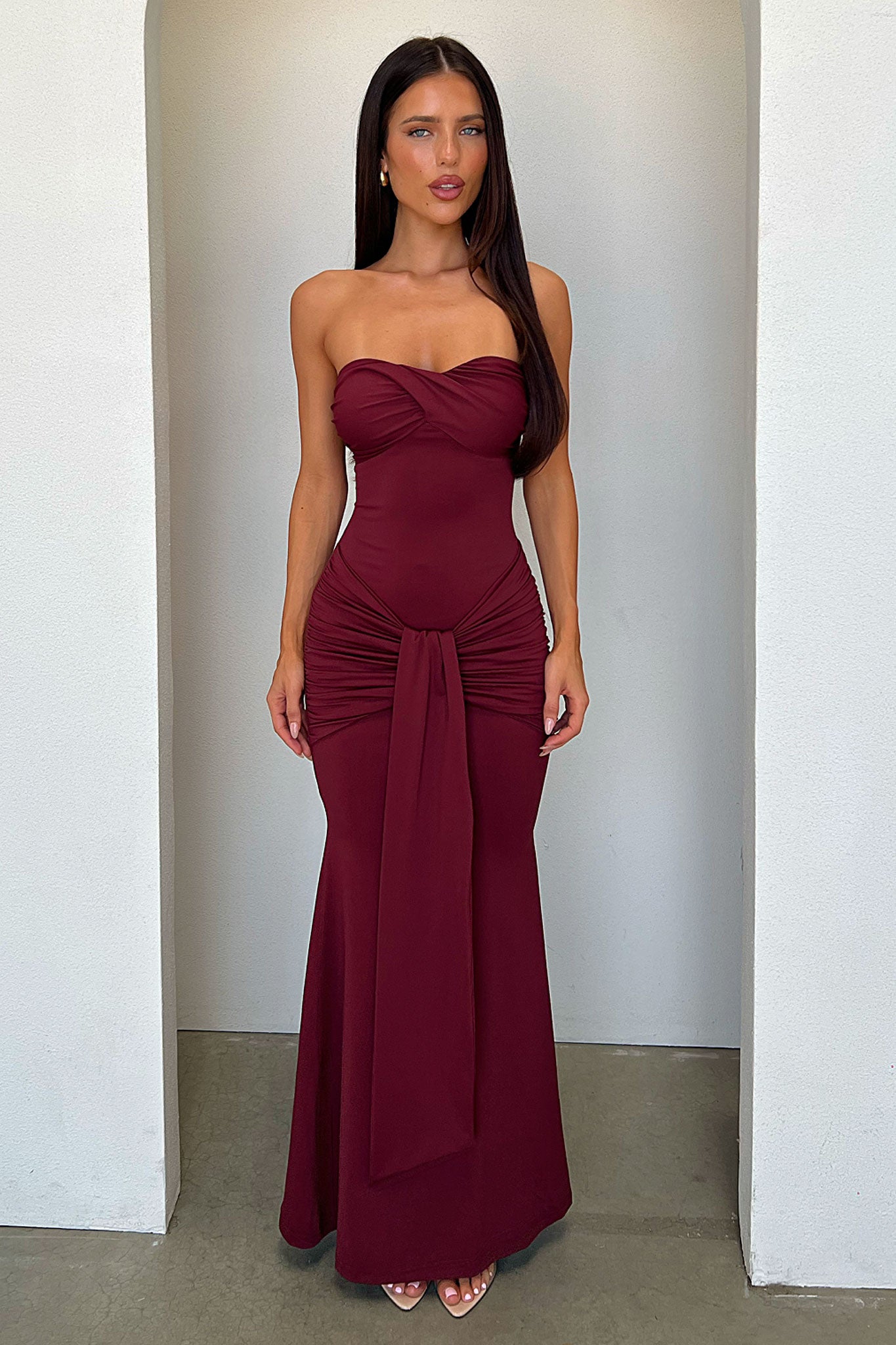 Taryn Strapless Maxi Dress - Burgundy-Coutiqo