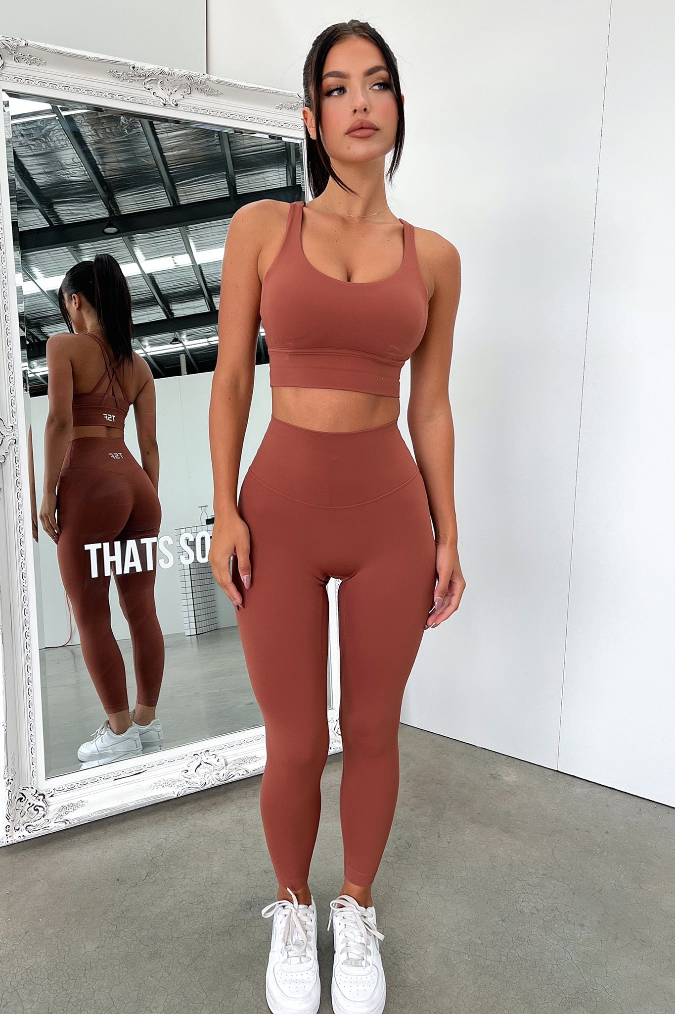 True Tights - Brown-Coutiqo