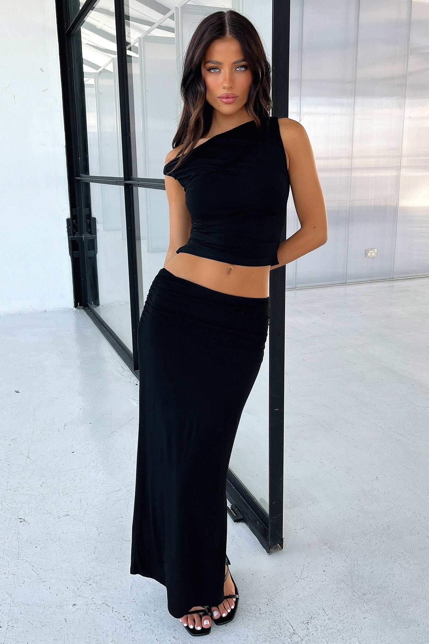 Vamika Maxi Skirt - Black-Coutiqo