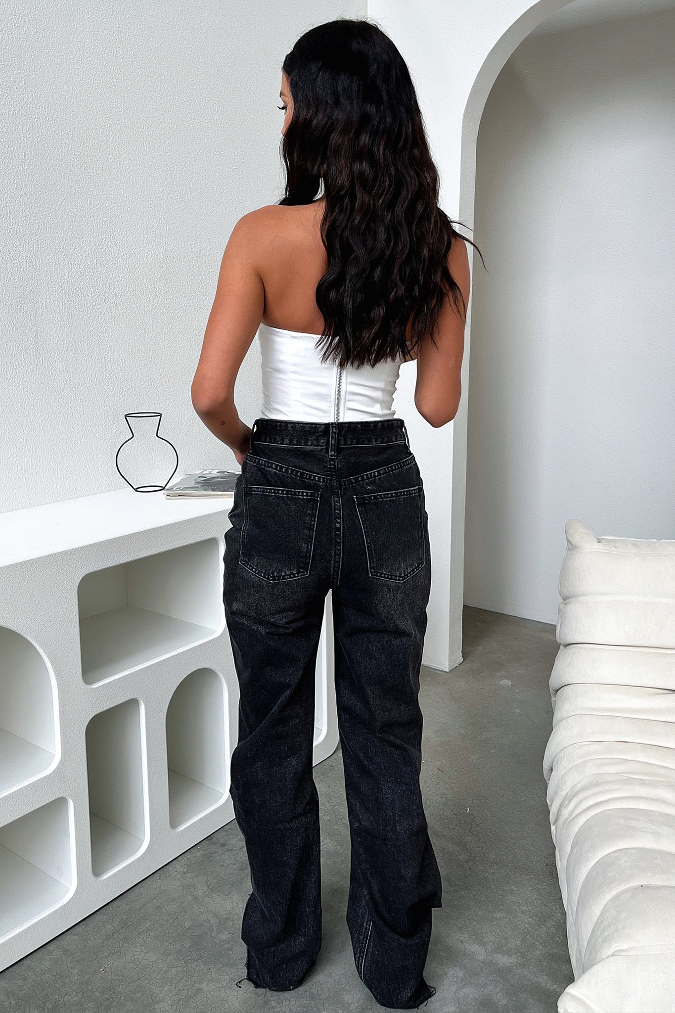 Varski Semi-Wide Leg Jeans - Black Denim-Coutiqo