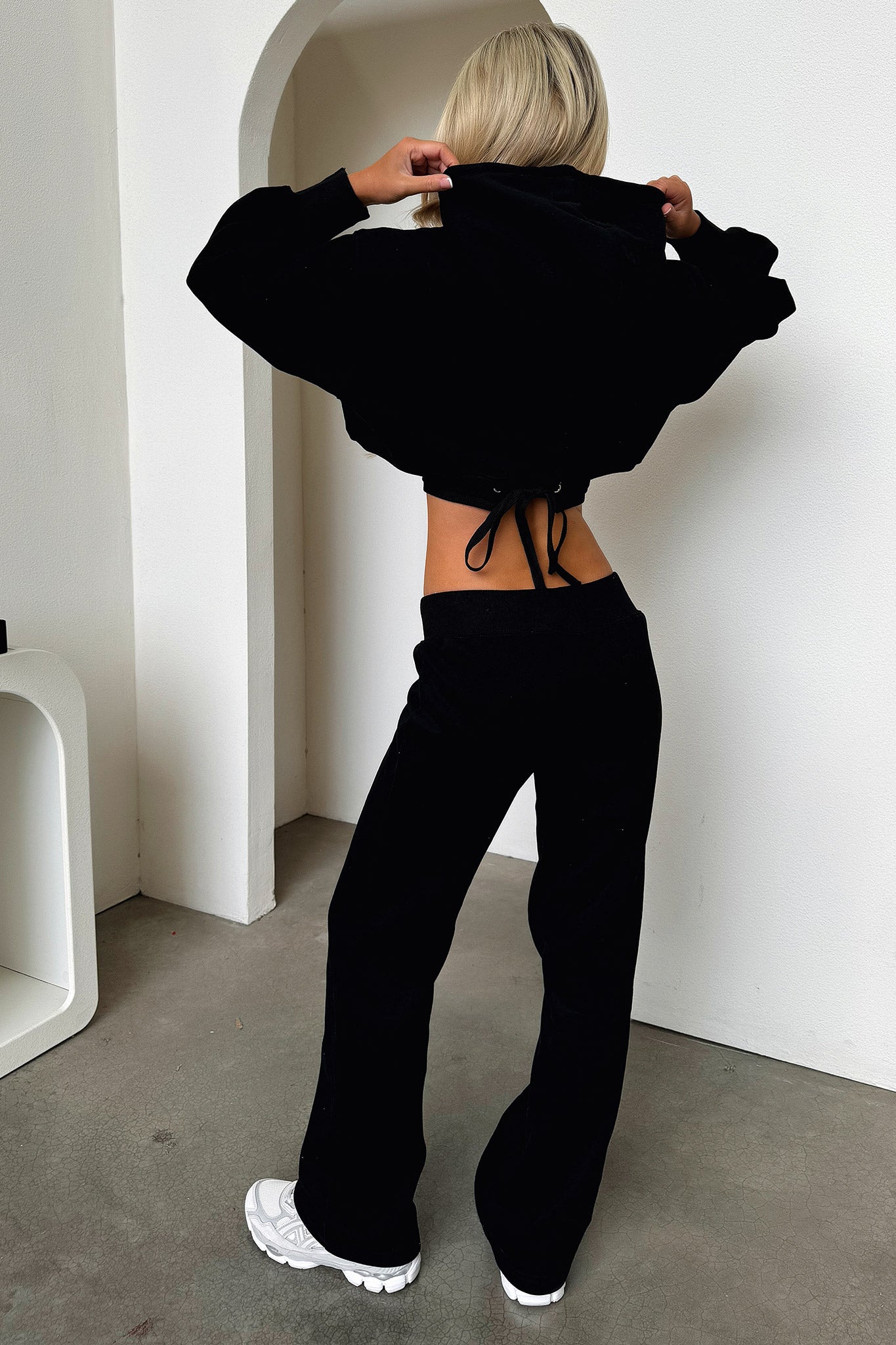 Zaina Low Rise Sweatpants - Black-Coutiqo