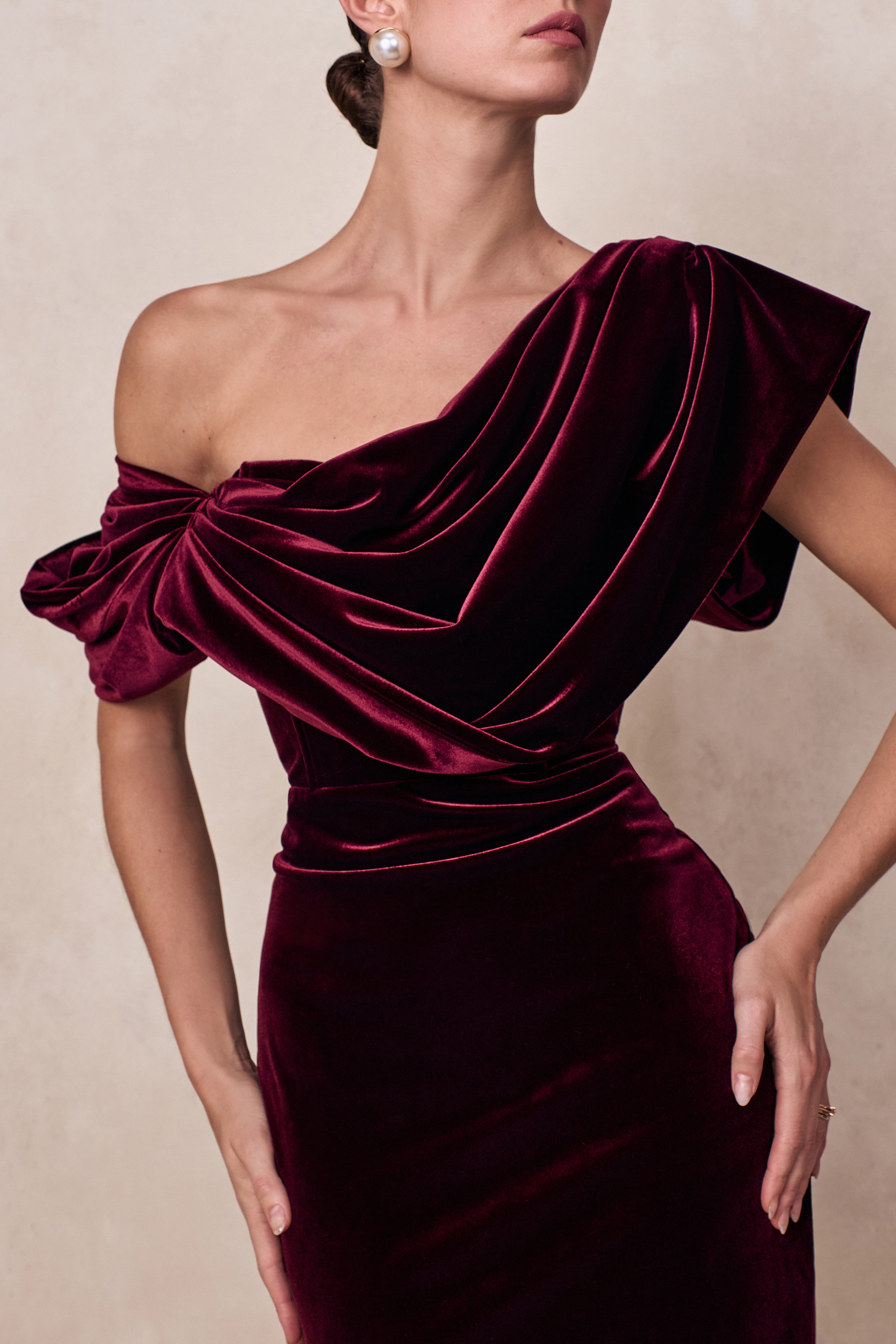 High End | Burgundy Velvet Asymmetric-Neck Midi Dress With Draped Detailing-Sowoom