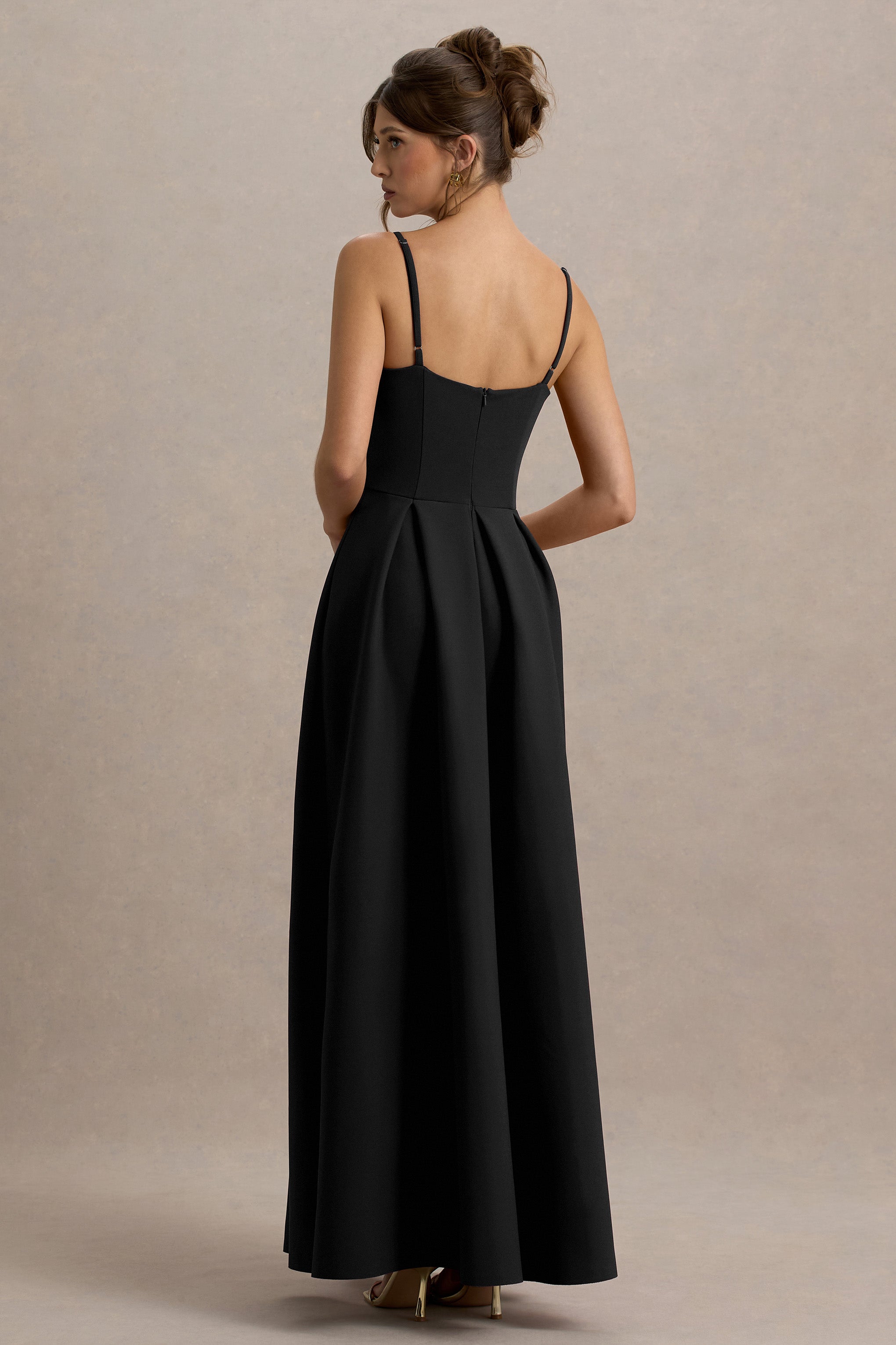 Bambina | Black Scoop-Neck Pleated Maxi Dress-Sowoom