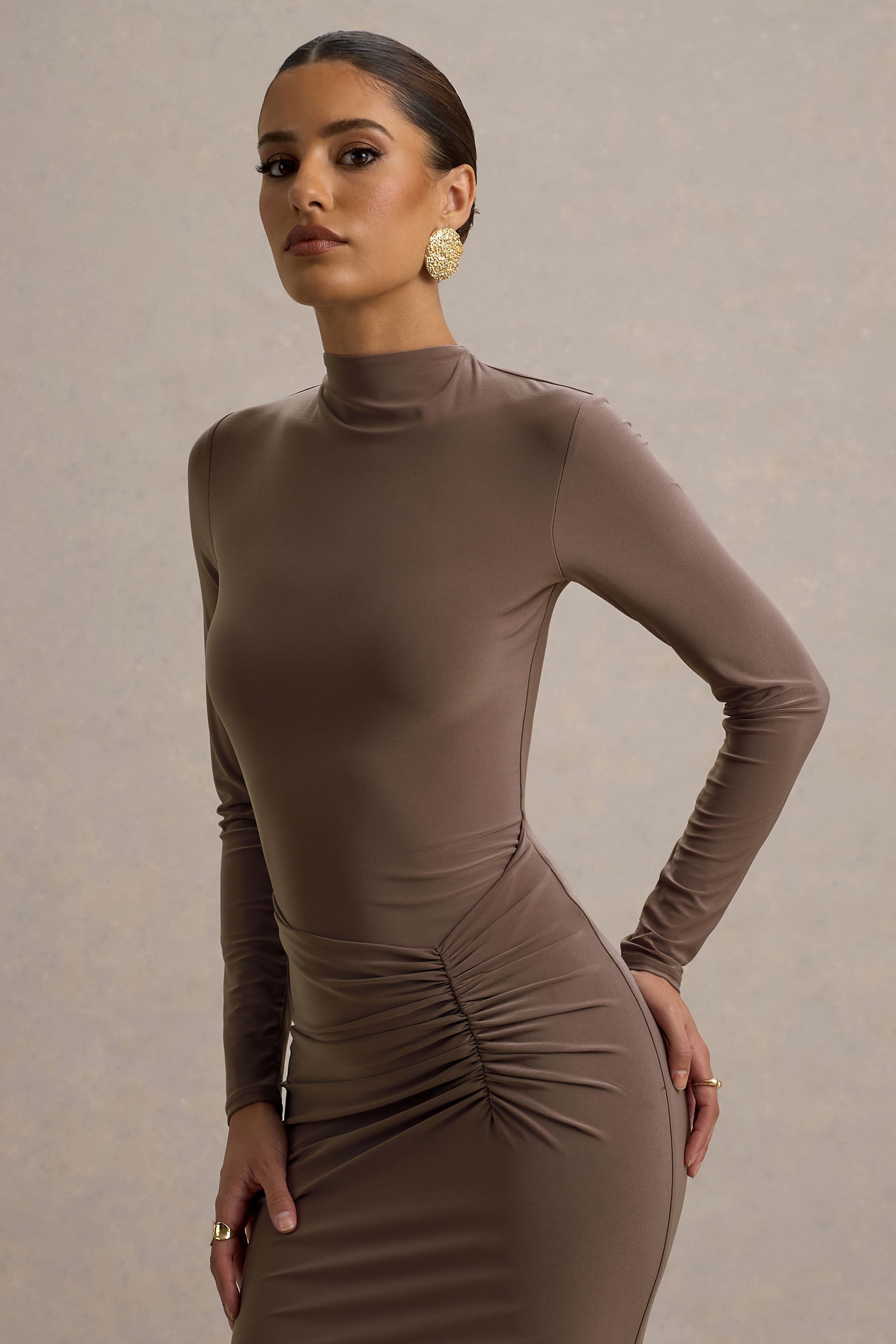 Reid | Brown Long-Sleeve Gathered Maxi Dress-Sowoom
