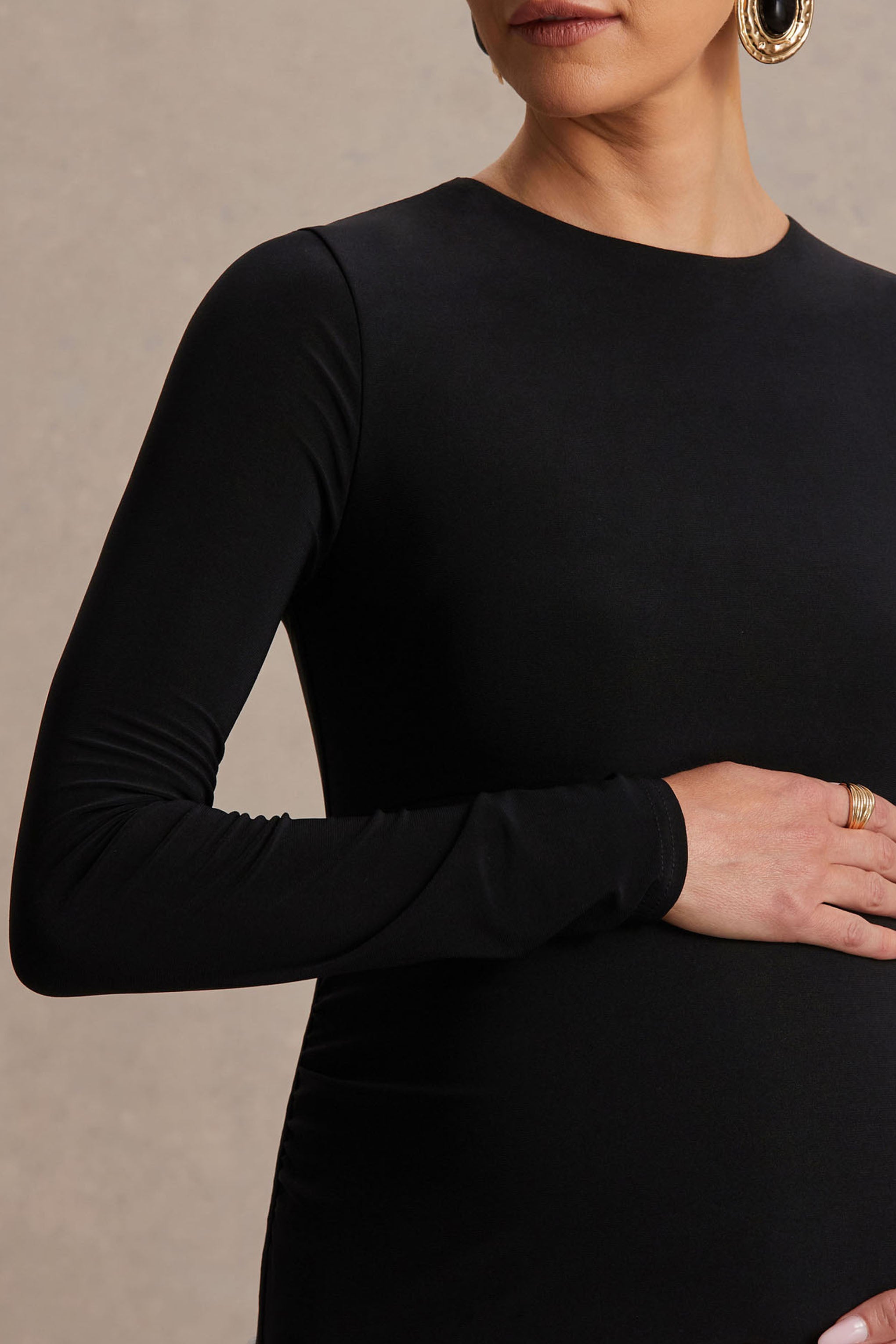 Monroe | Black And White Crew-Neck Maternity Maxi Dress With Drop-Waist-Sowoom