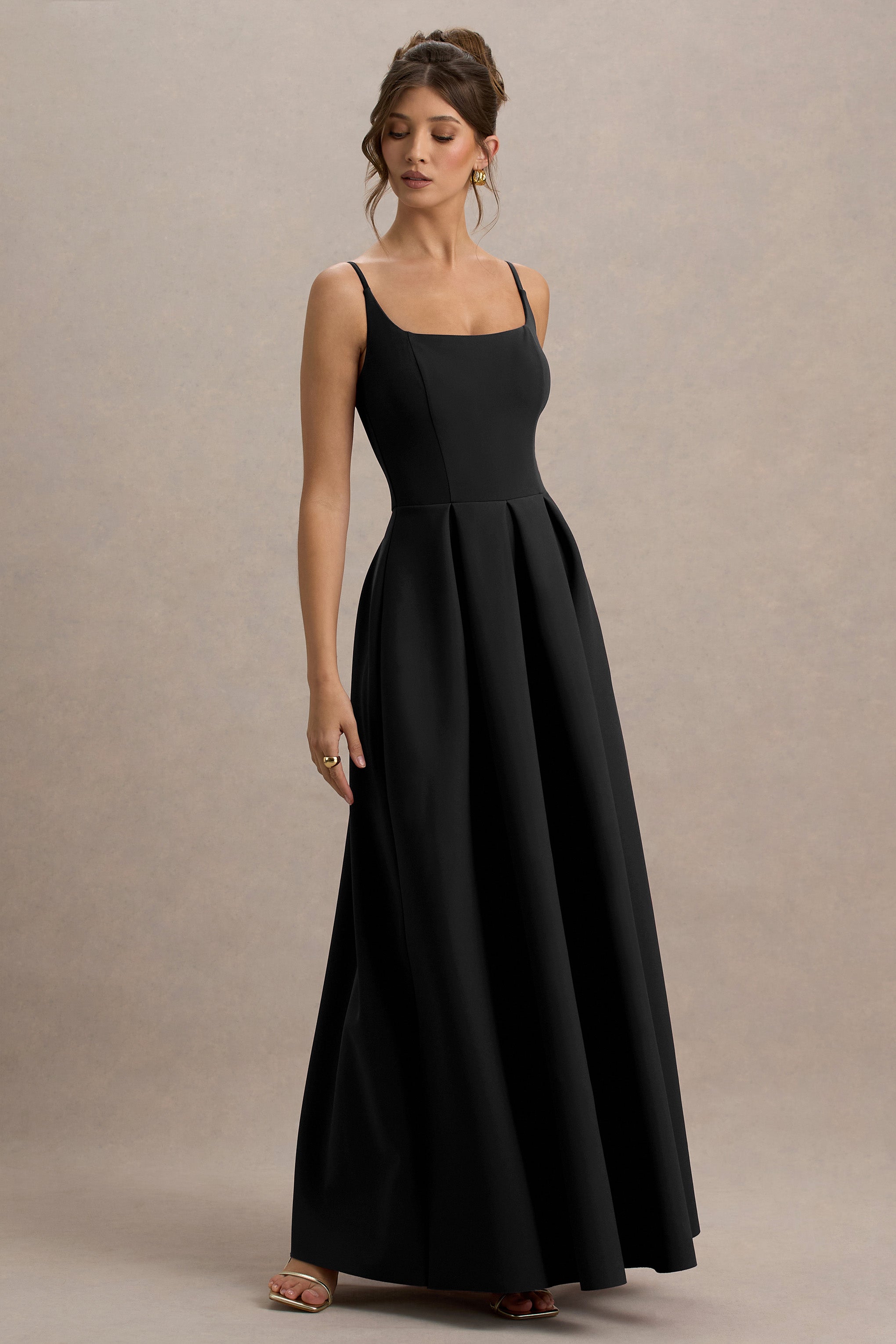 Bambina | Black Scoop-Neck Pleated Maxi Dress-Sowoom