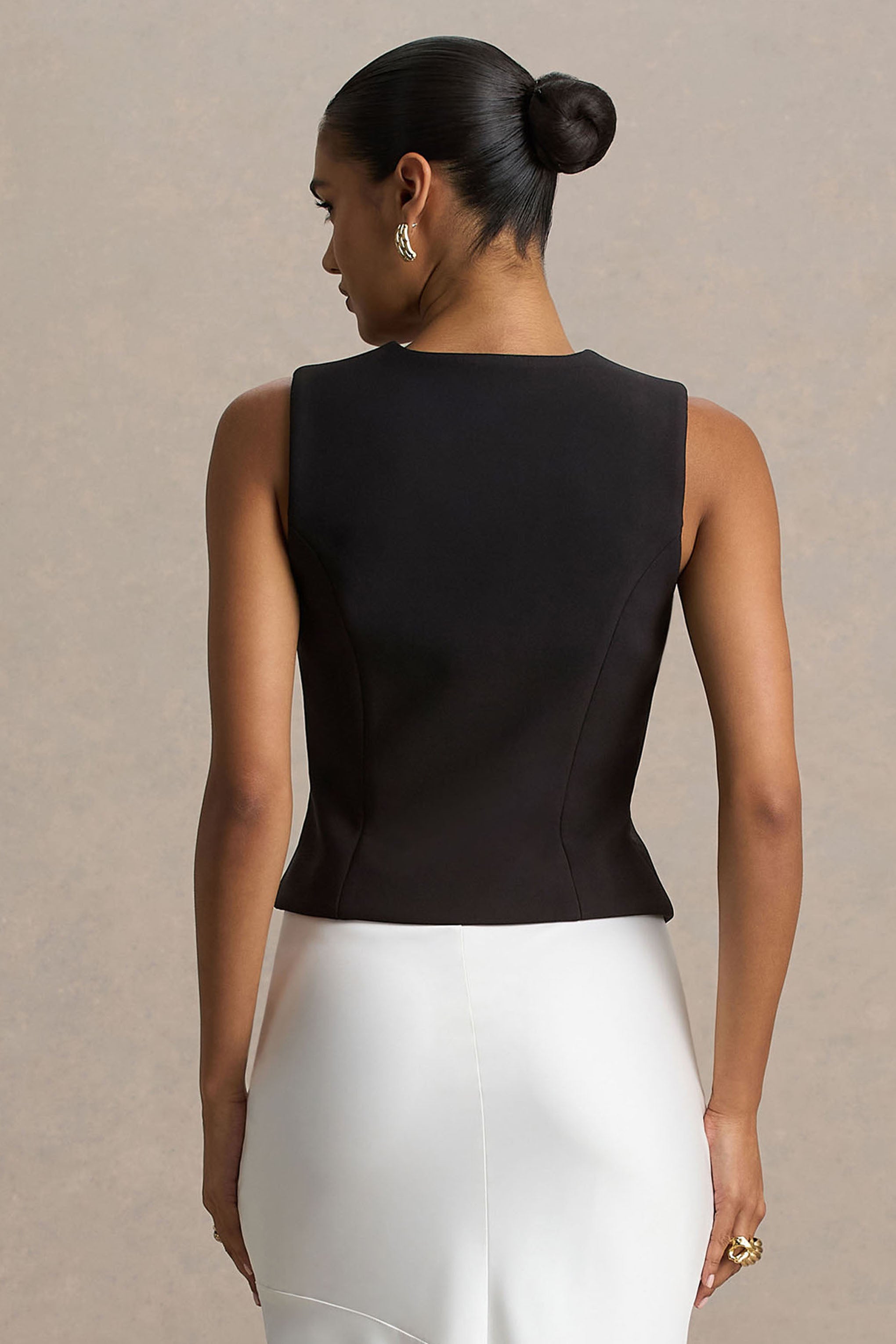 Priscilla | Black Plunge-Neck Tailored Waistcoat-Sowoom