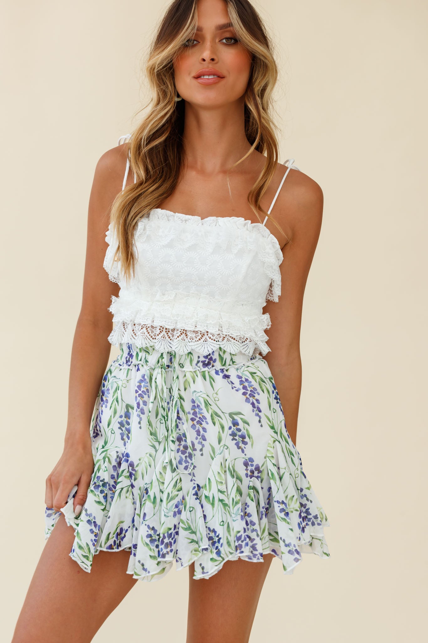 Robyn Flounce Floral Mini Skirt Wisteria Print White-Maymioy