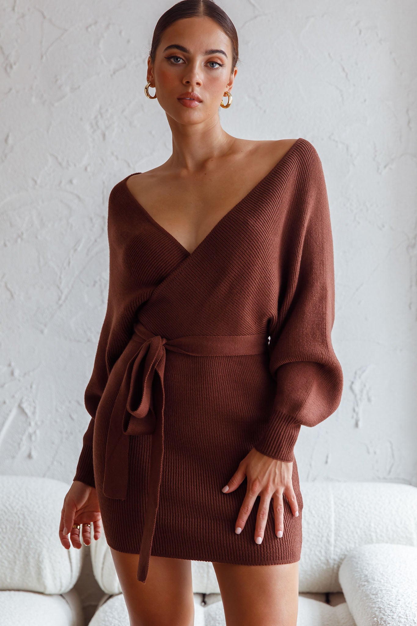 Cameo Long Batwing Sleeve Knit Mini Dress Chocolate-Maymioy