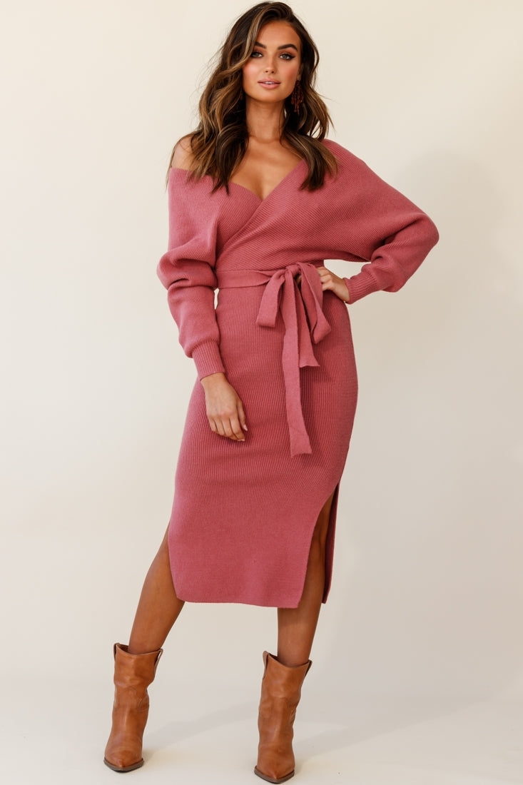 Cameo Batwing Knit Midi Dress Rose-Maymioy