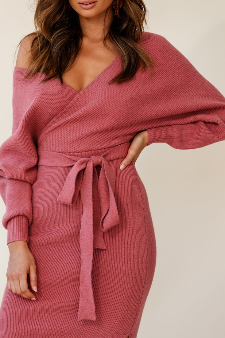 Cameo Batwing Knit Midi Dress Rose-Maymioy