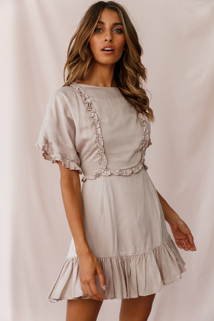 Thursday Ruffle Detail Lace-Up Back Dress Mocha-Maymioy
