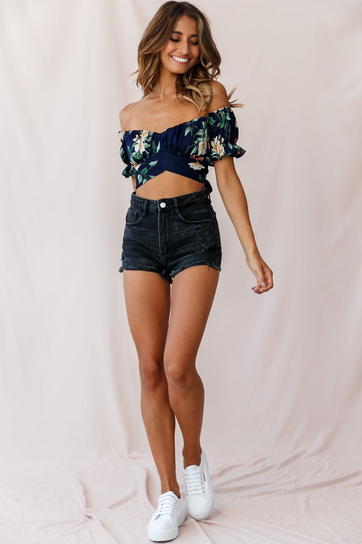Linka Off-Shoulder Tie-Back Crop Top Floral Print Navy-Maymioy
