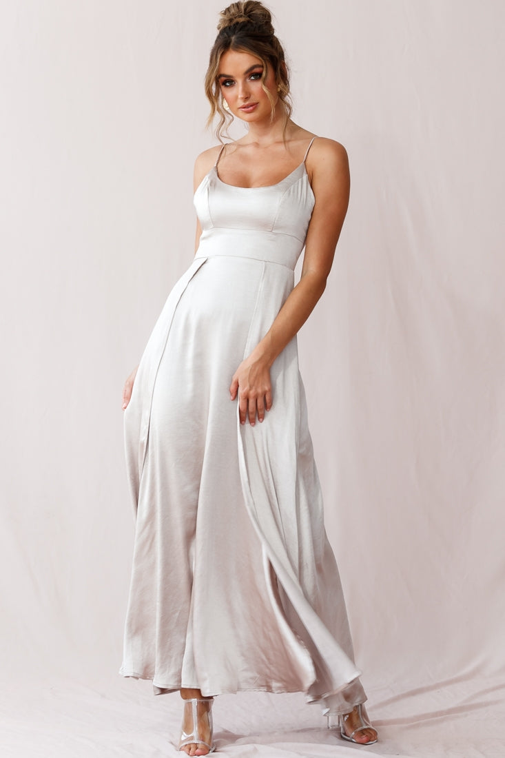 Joanne Empire Waist Maxi Dress Champagne-Maymioy