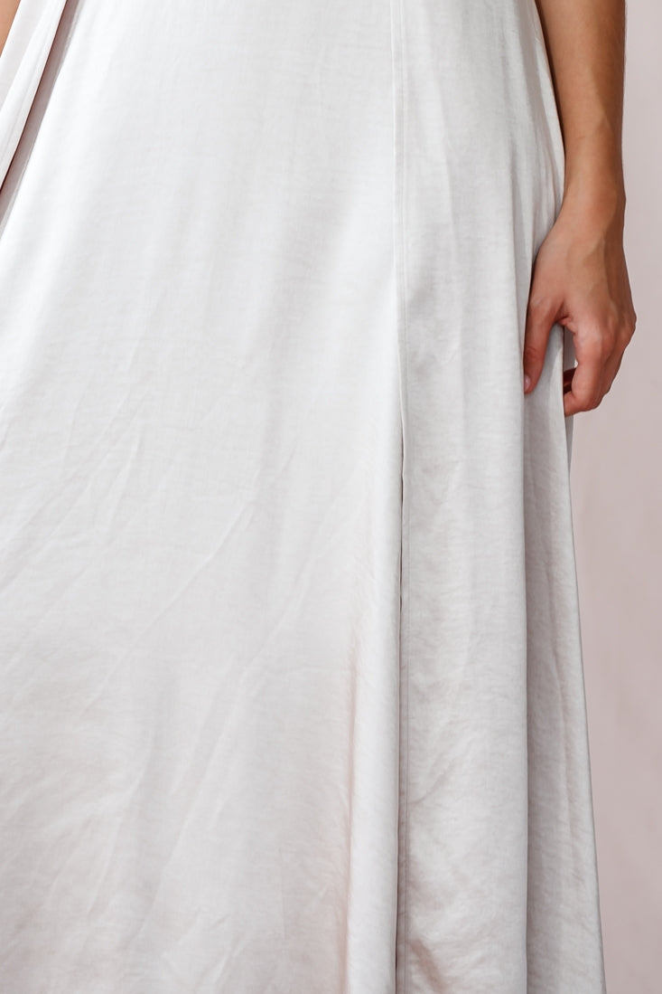 Joanne Empire Waist Maxi Dress Champagne-Maymioy