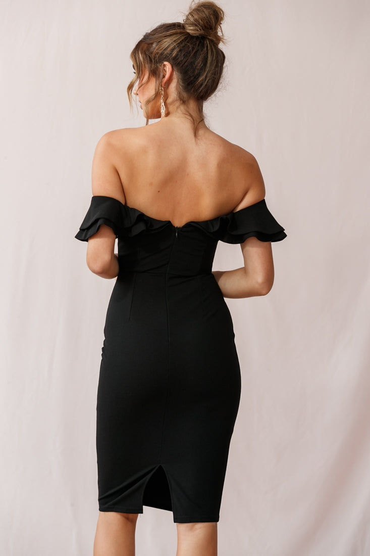 Rossi Ruffled Off The Shoulder Bodycon Dress Black-Maymioy