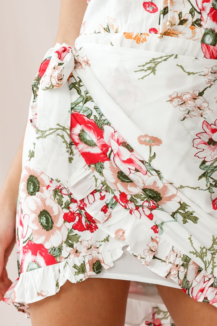 Natalie Sweetheart Neckline Wrap Dress Floral Print White-Maymioy