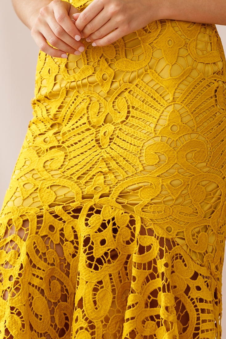Shakeera High-Low Hem Lace Dress Mustard-Maymioy