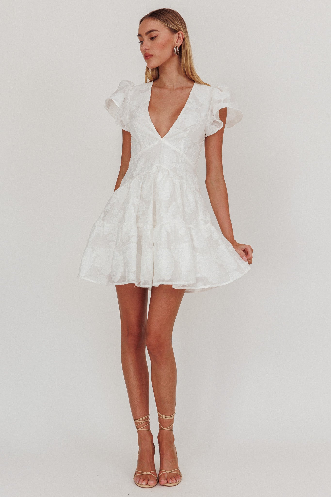 Irenna Ruffle Sleeve V-Neck Mini Dress Textured White-Maymioy