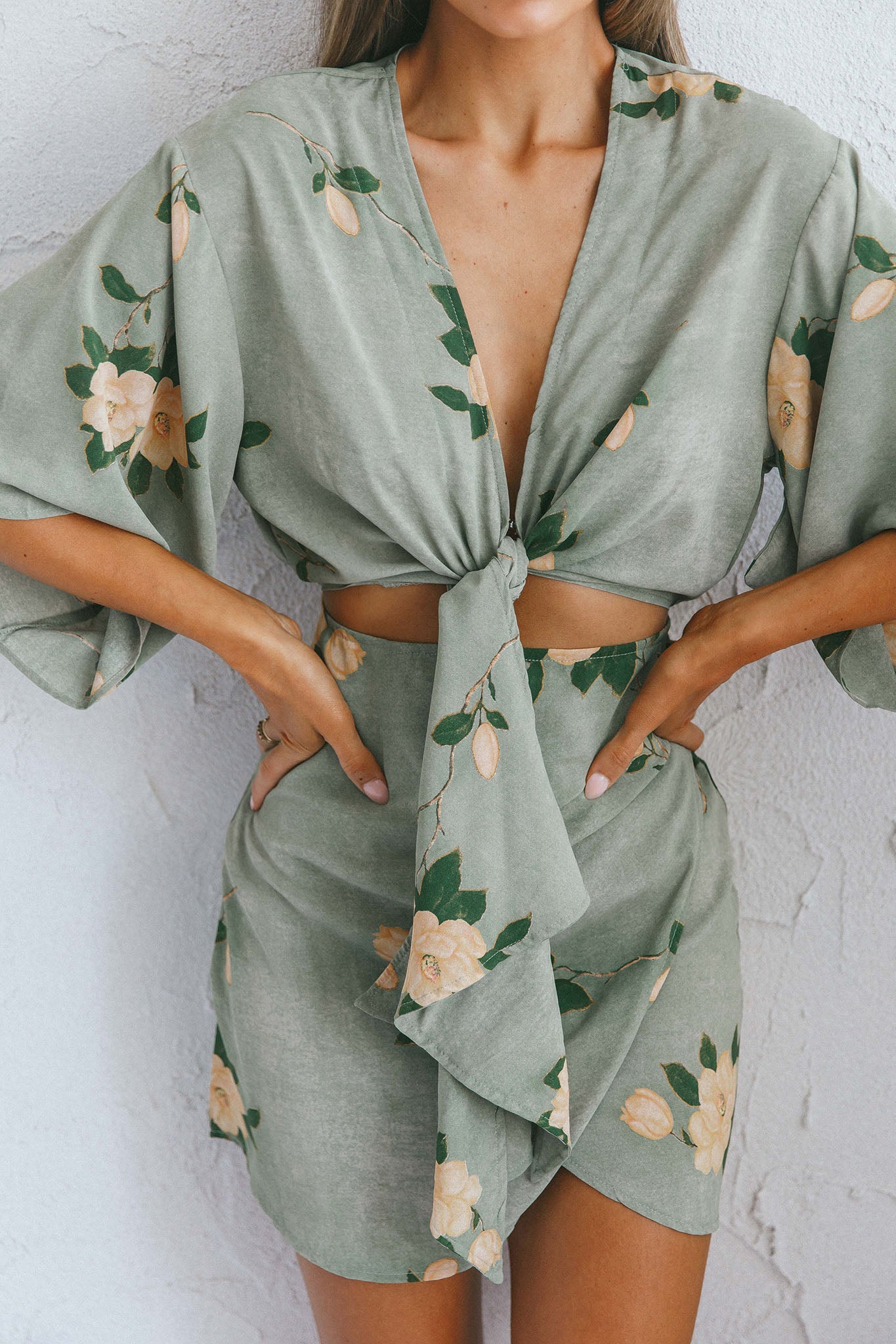 Rivera Deep-V Waist-Tie Dress Rose Floral Print Sage-Maymioy