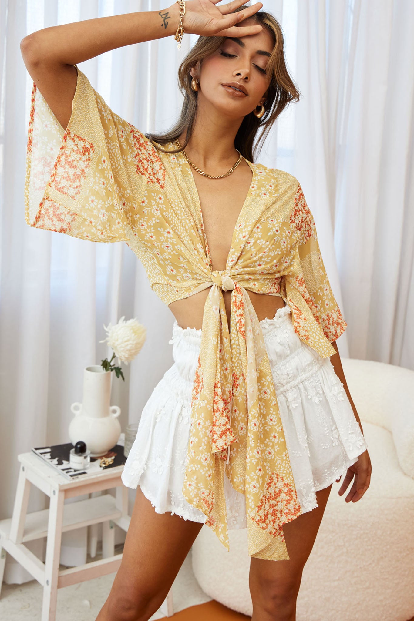 Rivera Deep-V Tie Front Crop Top Floral Square Print Yellow-Maymioy