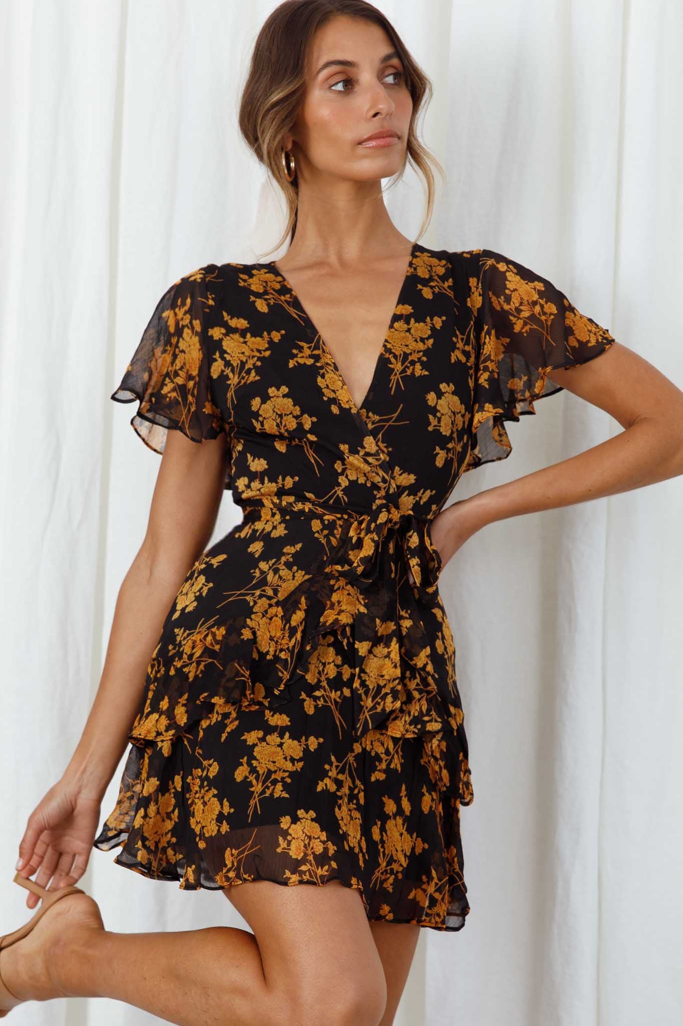 Kerry Layered Angel Sleeve Dress Black/Orange Flower-Maymioy