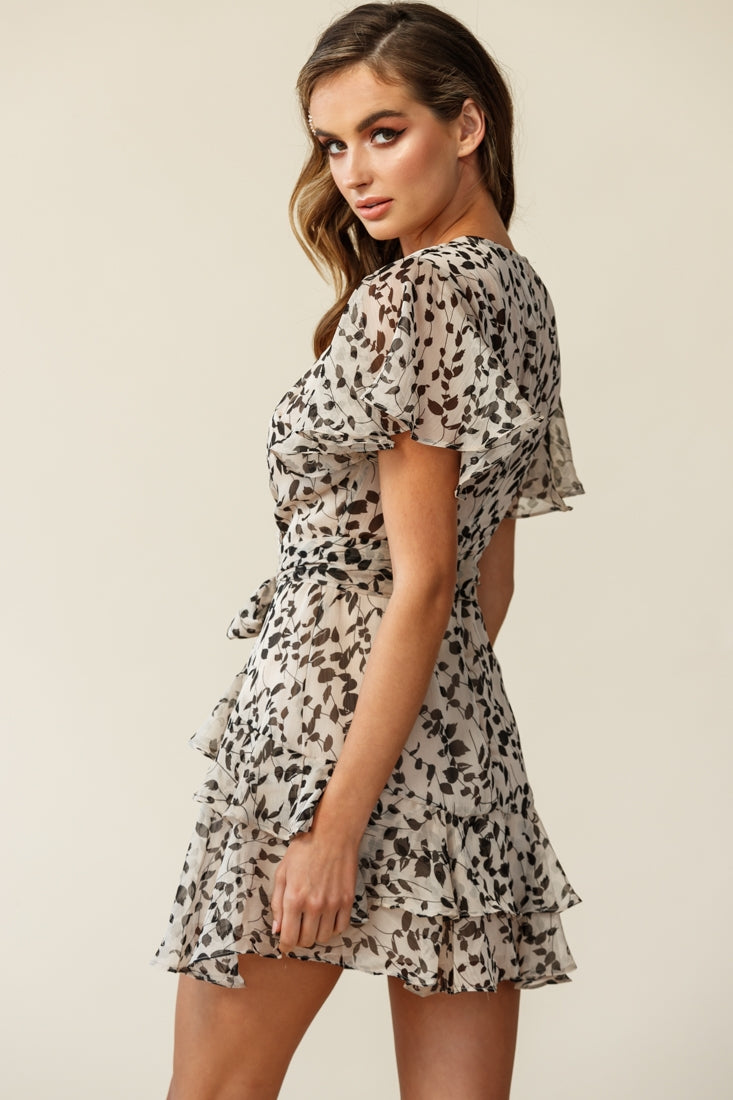 Kerry Layered Angel Sleeve Dress Leaf Print Beige-Maymioy