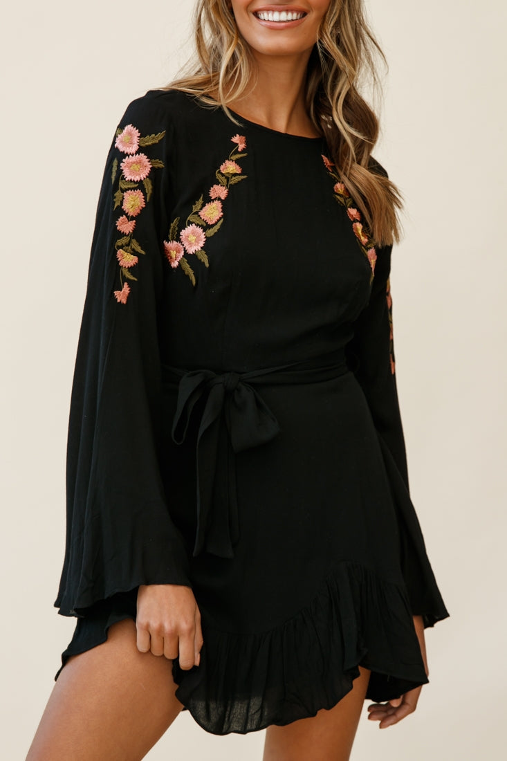 Yara Floral Embellished Fit and Flare Dress Black-Maymioy