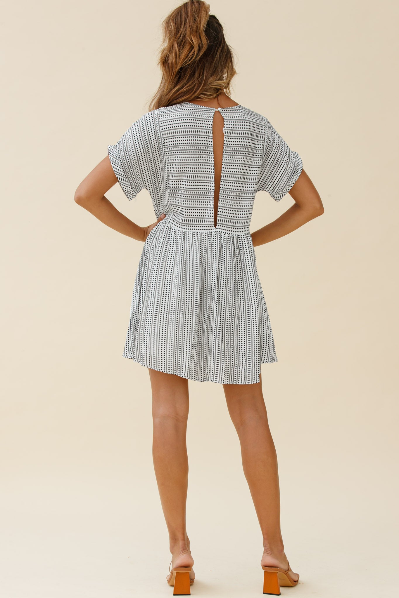 Susie Rolled Sleeve Crew Neck Swing Dress Stripe Pattern Black-Maymioy