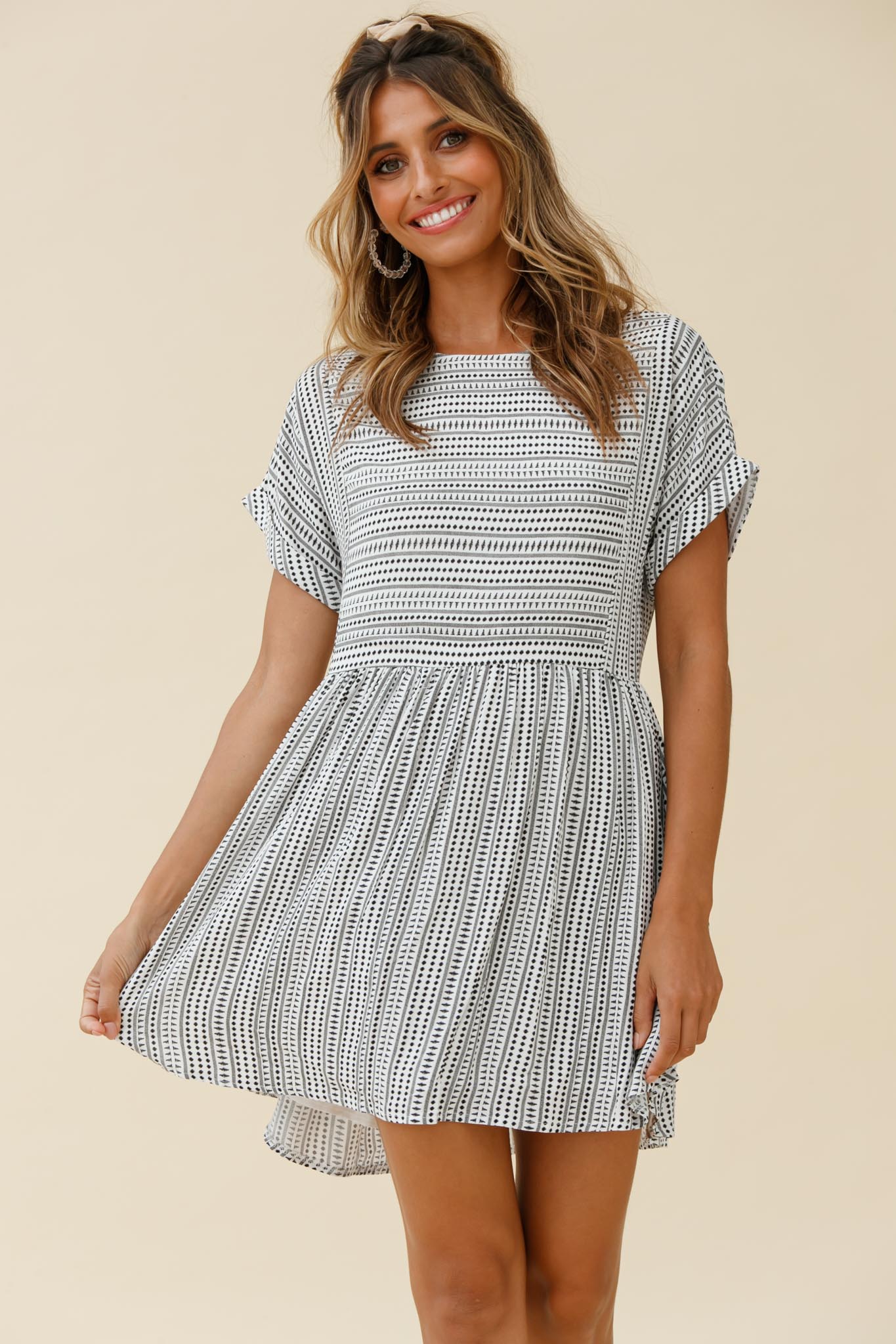Susie Rolled Sleeve Crew Neck Swing Dress Stripe Pattern Black-Maymioy
