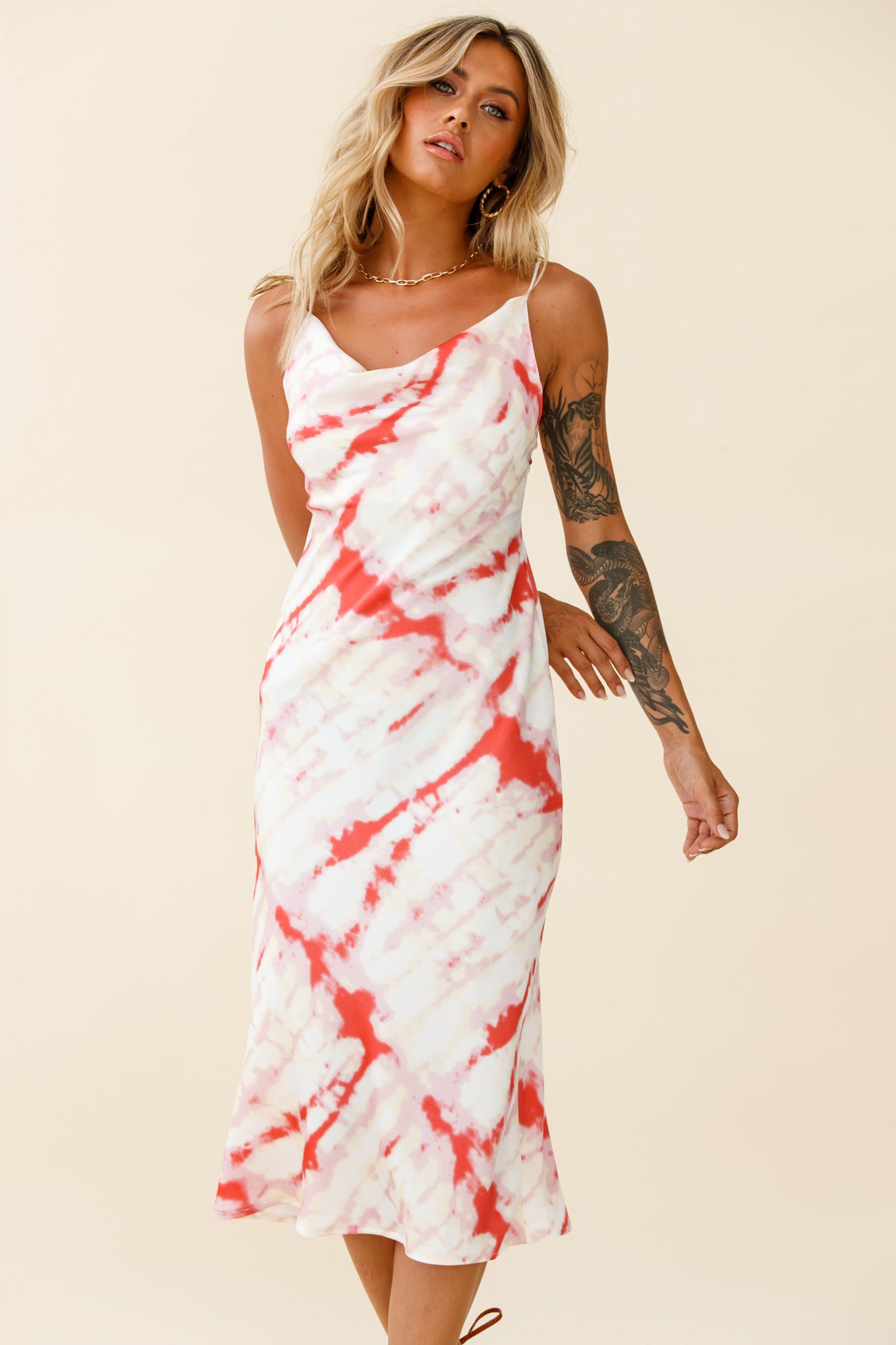 Show Me Love Cowl Neck Midi Dress Tie-Dye Red-Maymioy