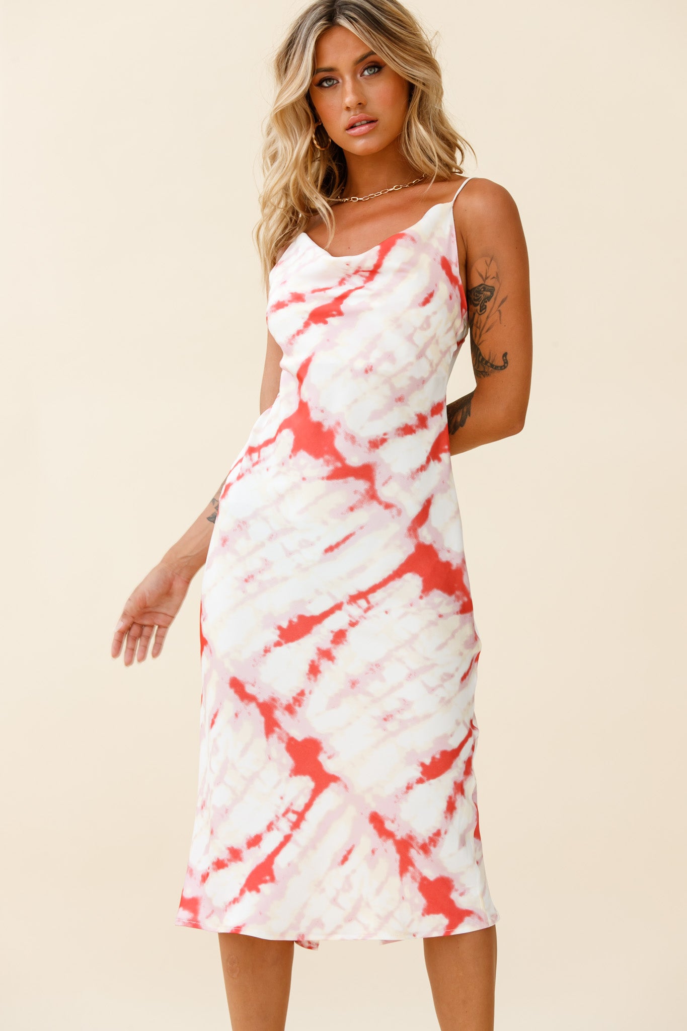 Show Me Love Cowl Neck Midi Dress Tie-Dye Red-Maymioy