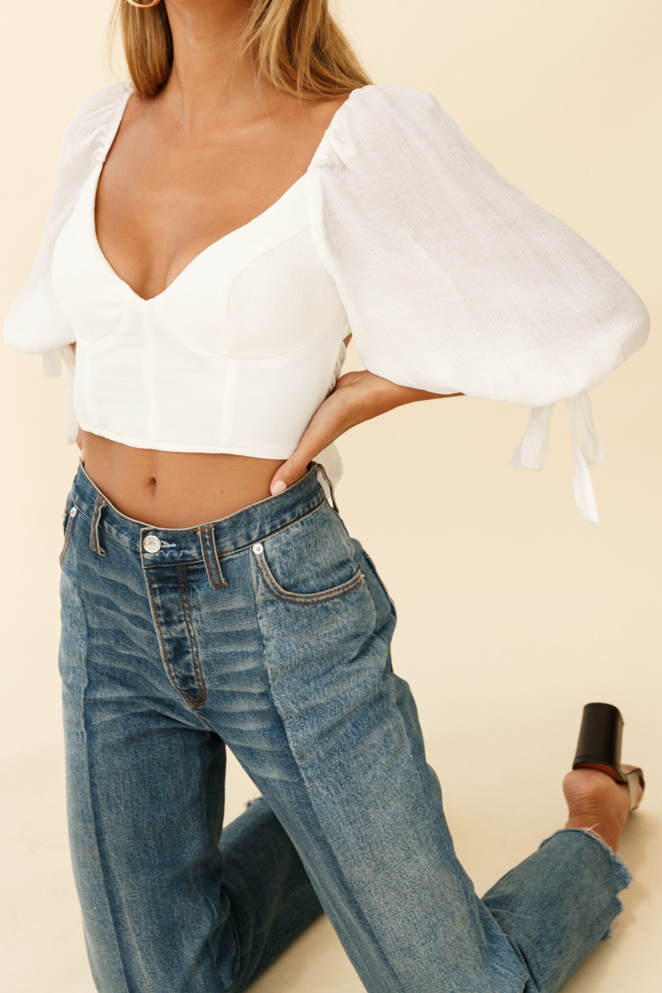 Make Memories Balloon Sleeve Molded Bust Crop Top White-Maymioy