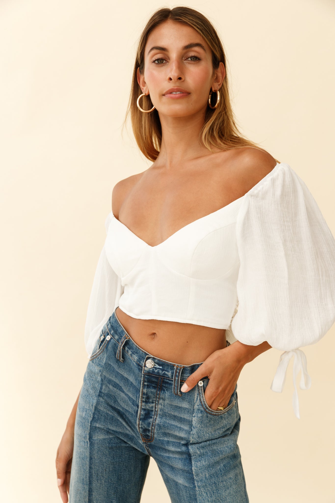 Make Memories Balloon Sleeve Molded Bust Crop Top White-Maymioy