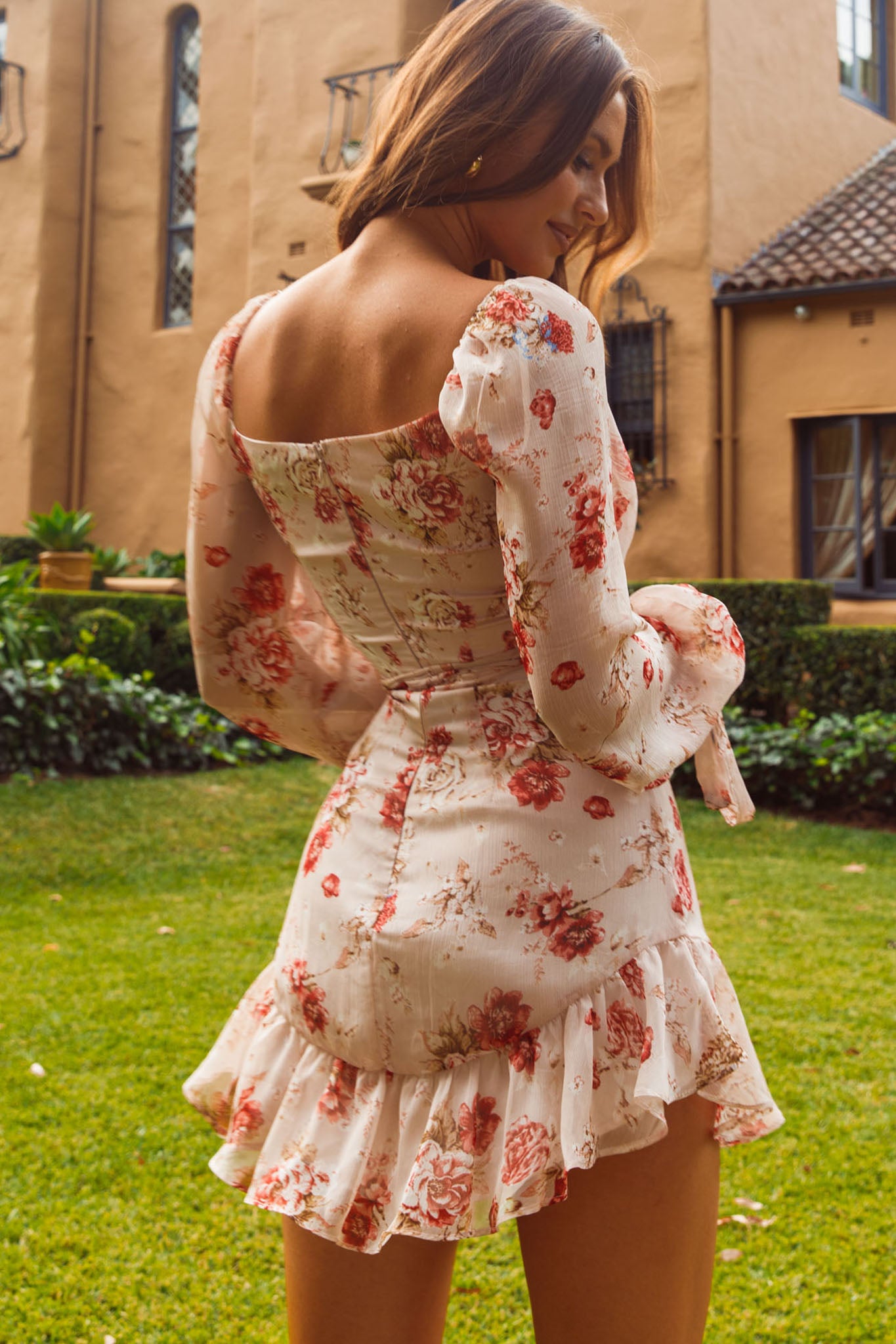 Make Memories Balloon Sleeve Molded Bust Dress Vintage Floral Beige-Maymioy