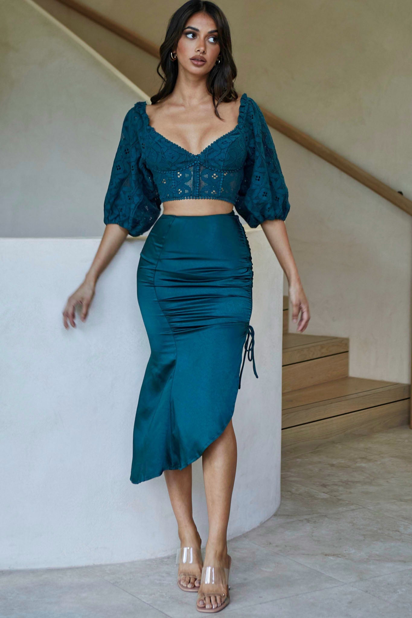 Twinkling Nights Asymmetrical Hem Ruched Side Satin Midi Skirt Jade Green-Maymioy