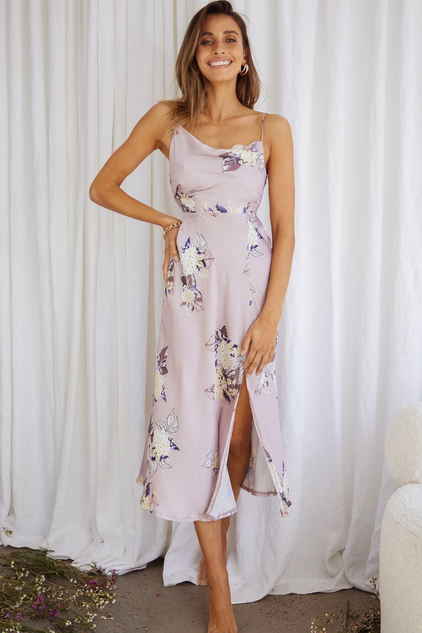 Suki Front Split Midi Dress Hydrangea Print Pink-Maymioy
