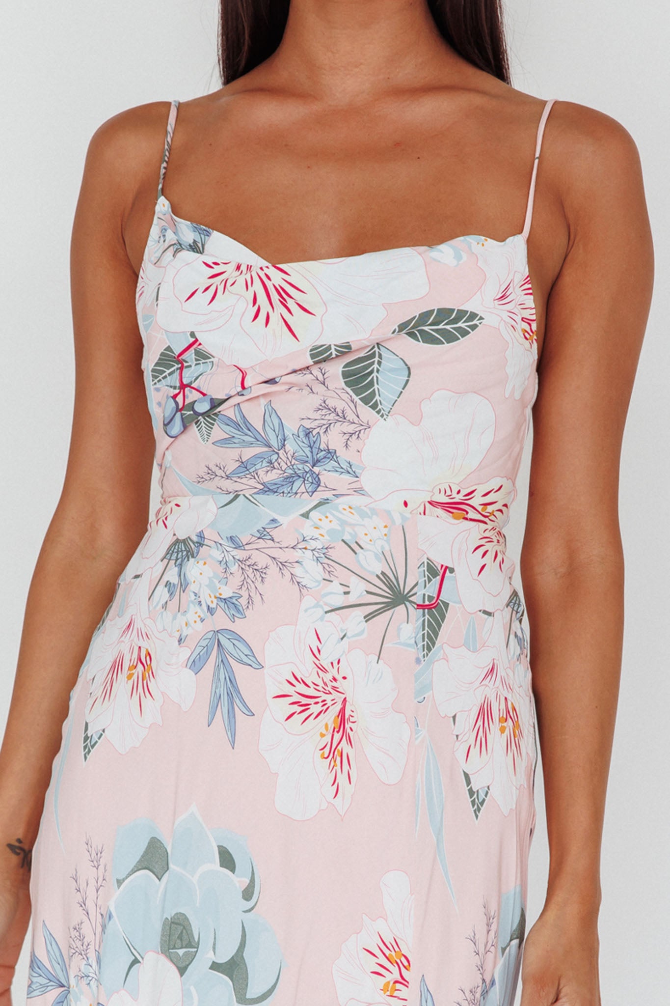 Suki Front Split Midi Dress Lily Light Pink-Maymioy
