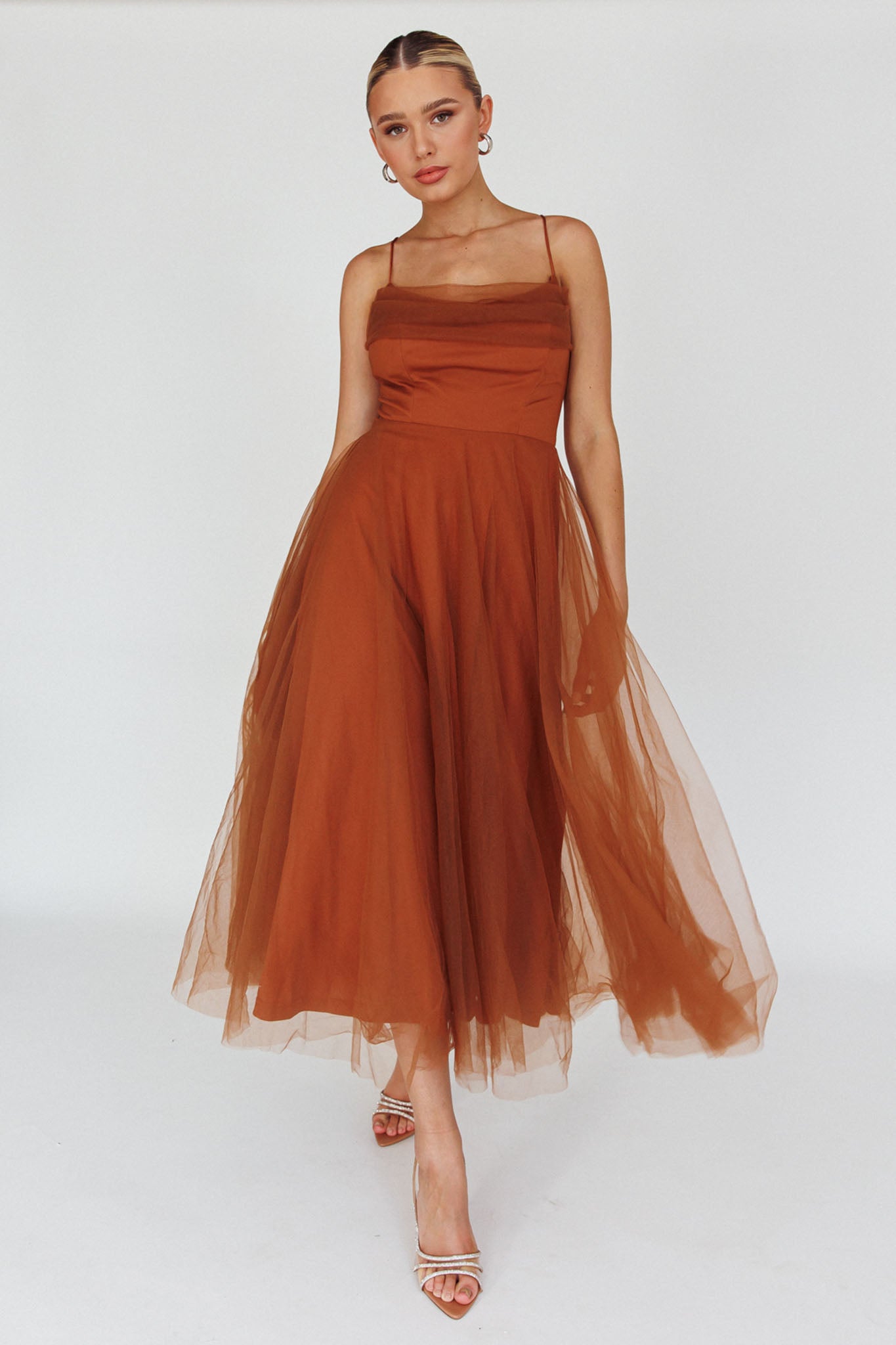 Floating By Pleated Neckline Mesh Midi Dress Brown-Maymioy