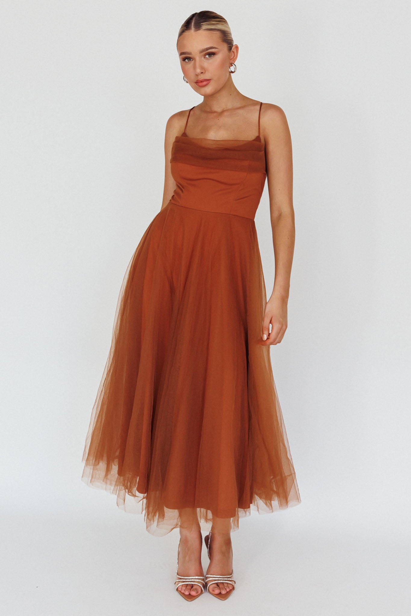 Floating By Pleated Neckline Mesh Midi Dress Brown-Maymioy