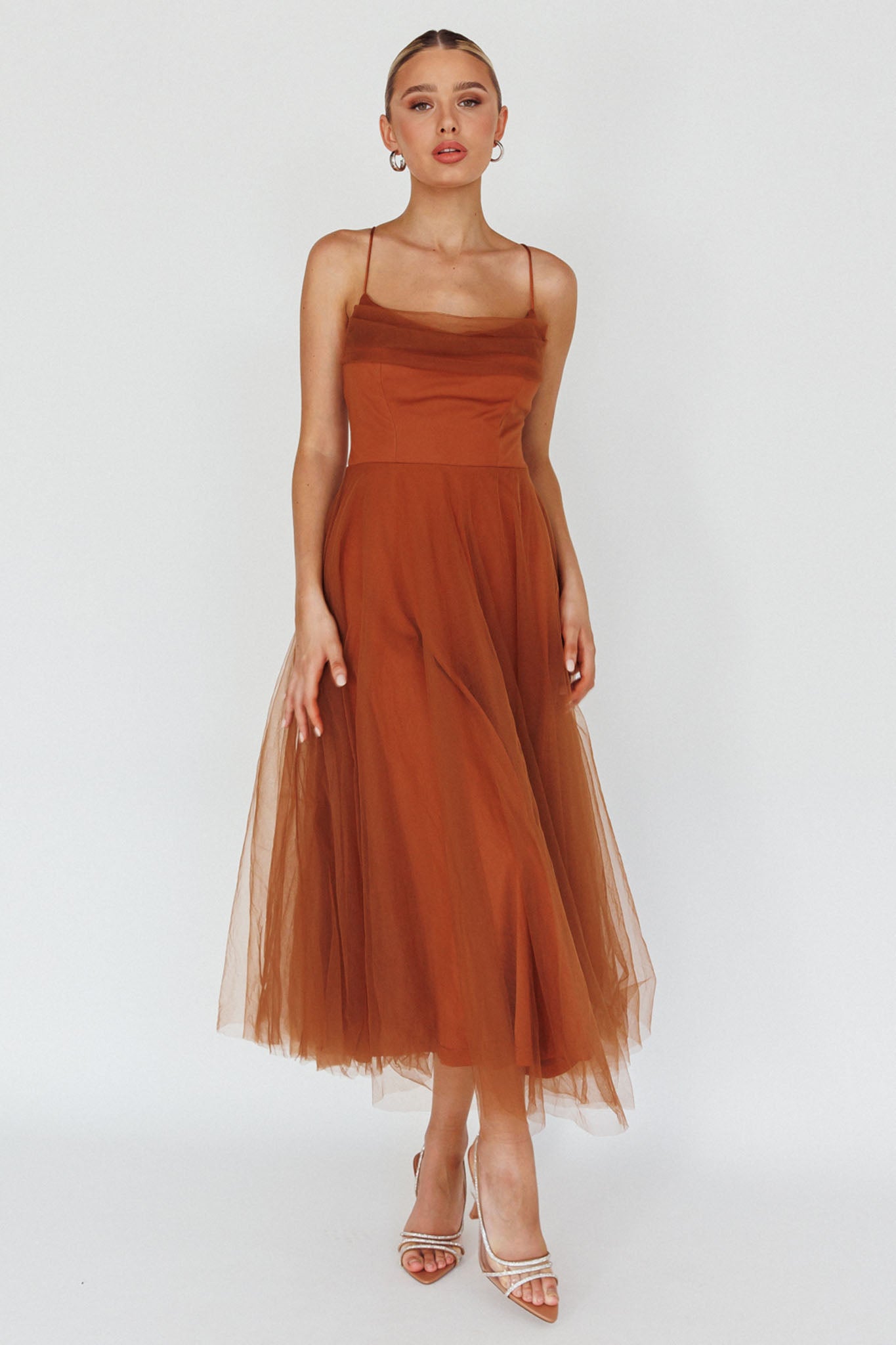 Floating By Pleated Neckline Mesh Midi Dress Brown-Maymioy