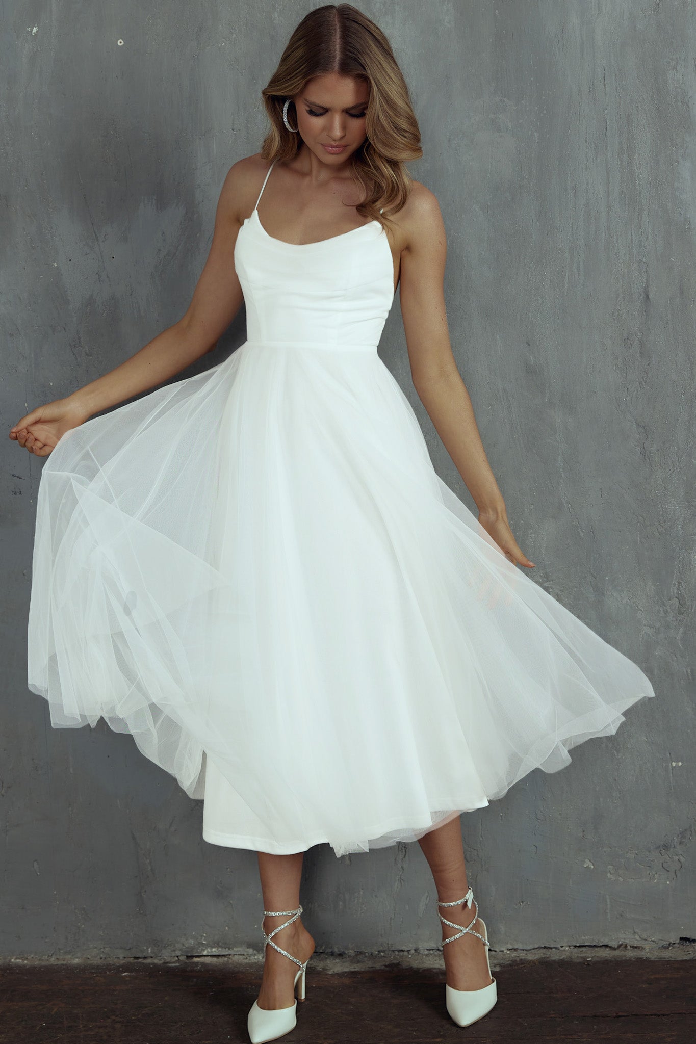 Floating By Pleated Neckline Mesh Midi Dress White-Maymioy