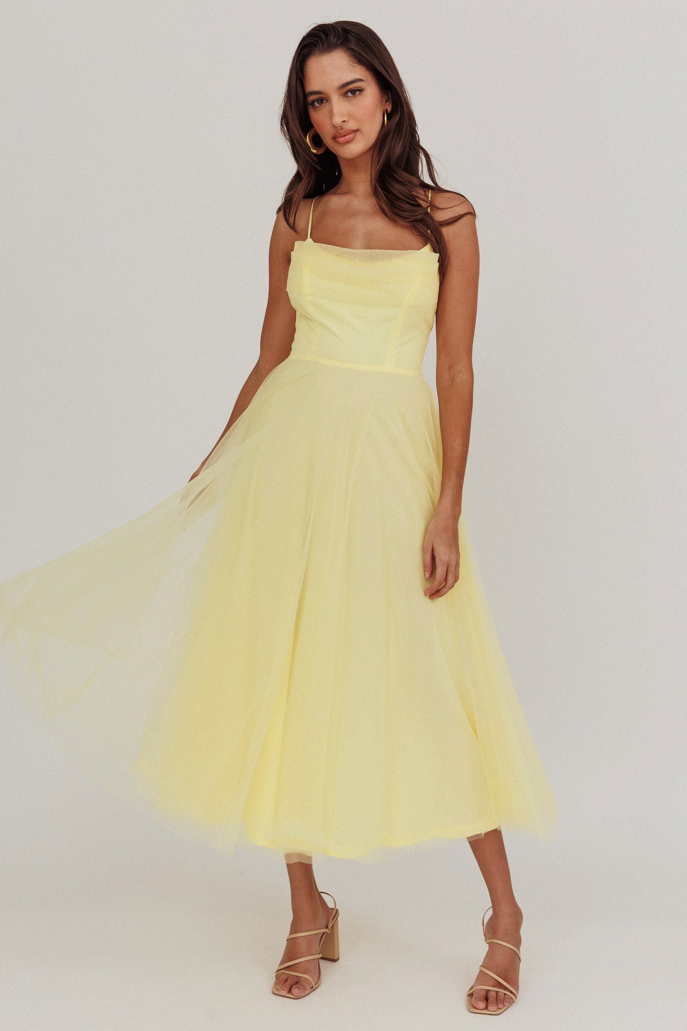 Floating By Pleated Neckline Mesh Midi Dress Yellow-Maymioy