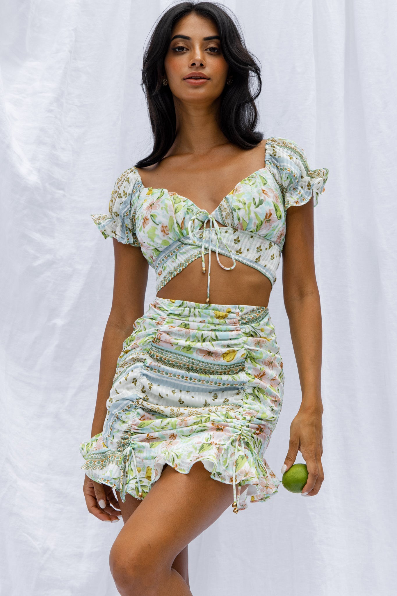 Azure Sky Tied Back Crop Top Printed Green-Maymioy