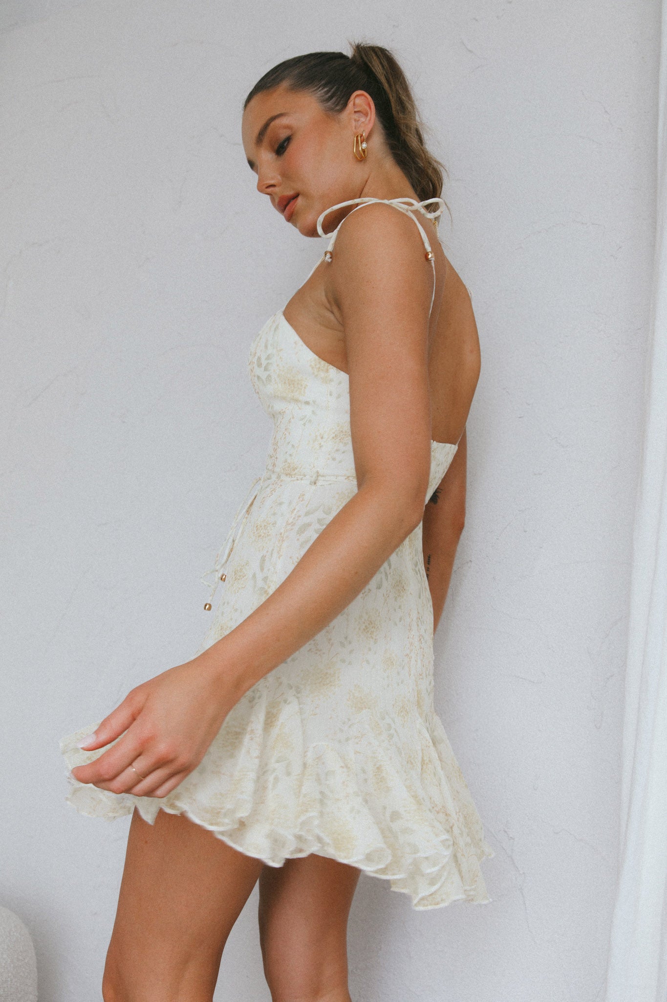 Charliza String Tie Godet Hem Dress Floral Mint-Maymioy