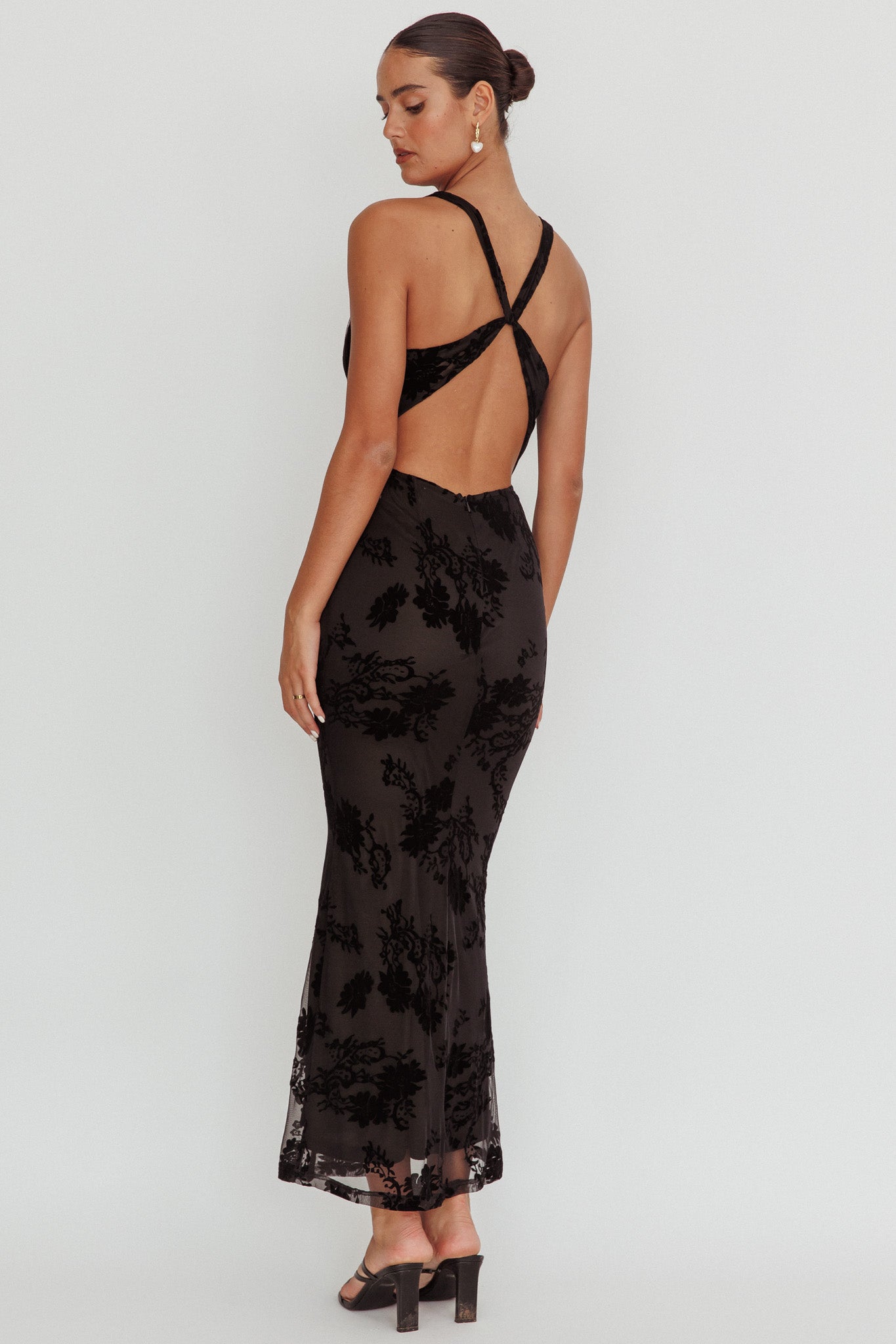 Delancy Cowl Neck Floral Maxi Dress Black-Maymioy