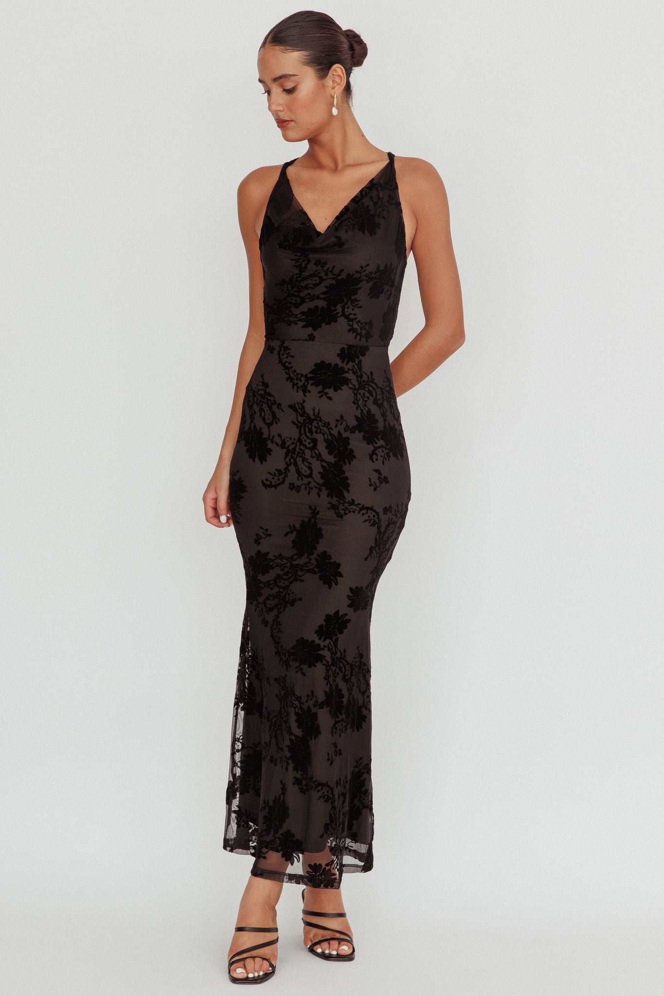 Delancy Cowl Neck Floral Maxi Dress Black-Maymioy