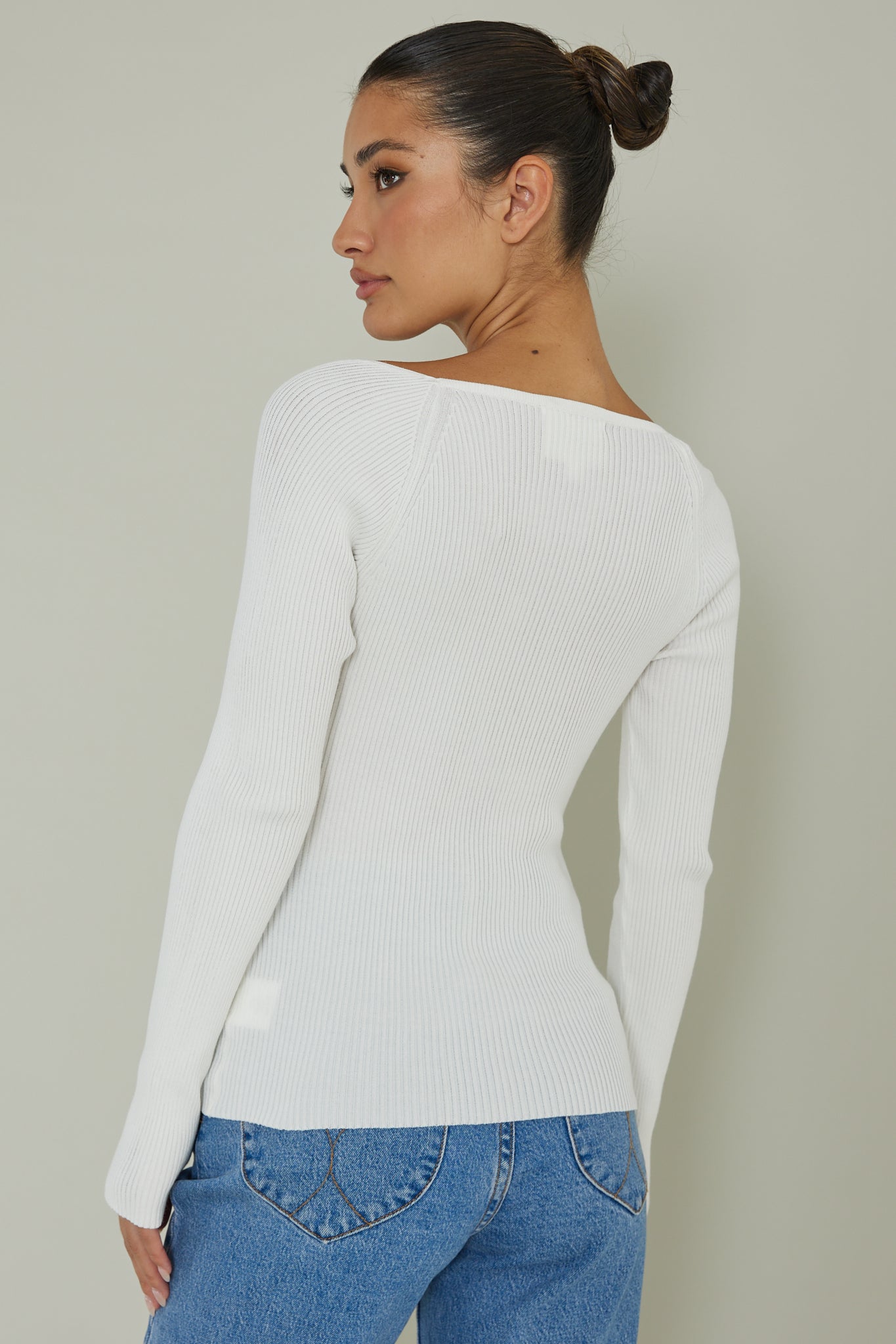 Switch Focus Long Sleeve Knit Top White-Maymioy