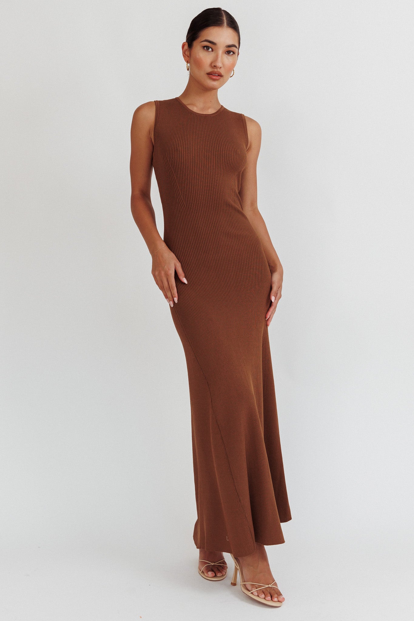 Braylee Sleeveless Ribbed Knit Maxi Dress Chocolate-Maymioy